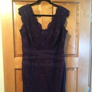Tadashi Shoji lace dress size 14